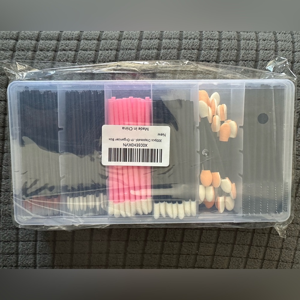 300 piece make up brush kit